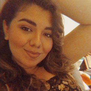 Meet your Posher, Luisa